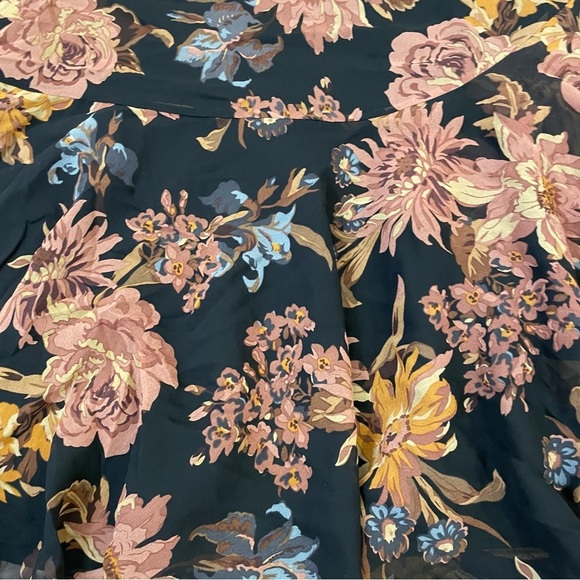 NWT Vintage Lauren Ralph Lauren 100% Silk Floral Print Midi Skirt Womens 14 Y2K. - Picture 6 of 10